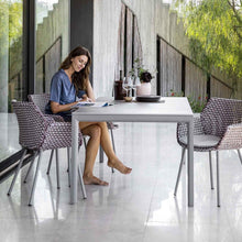 Load image into Gallery viewer, Silla de descanso aire libre Cane Line